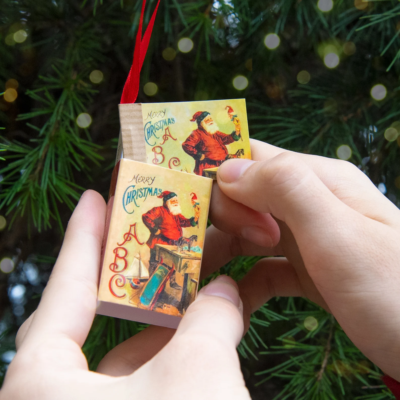 Christmas tree decorations 'The Night Before Christmas' Victorian poem - miniature book